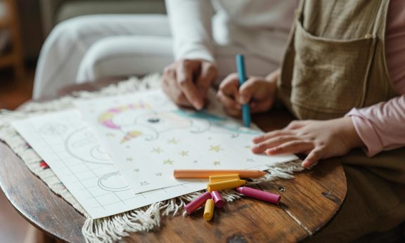 Zdjęcie do artykułu: Jak wspierać dziecko w nauce? 15 sprawdzonych metod dla rodziców